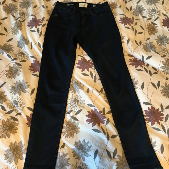 Lola Jeans: Skinny Embrace your Curves - Picture 2 of 6